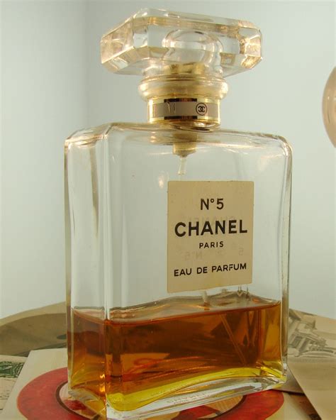 vintage chanel no 5 perfume bottle